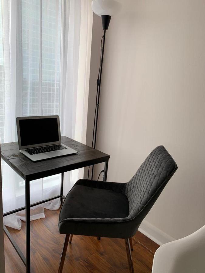 Apartment/2Bedrooms/2 Full Bathrooms/Free Parking Toronto Kültér fotó